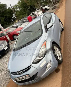 Hyundai Elantra Limited Sedan FWD (1.8L 4cyl 6A) 2013 Blue