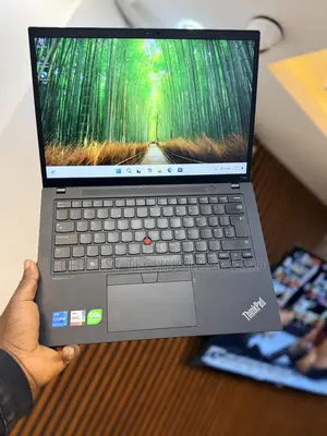Laptop Lenovo ThinkPad T14s G4 16GB Intel Core i5 SSD 512GB