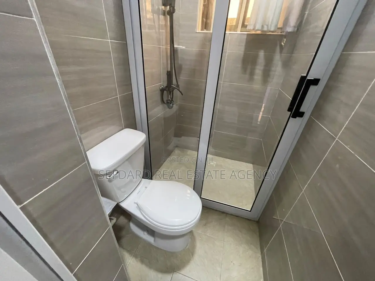 2bdrm Apartment in Sefdard Properties, Lartebiokoshie for rent