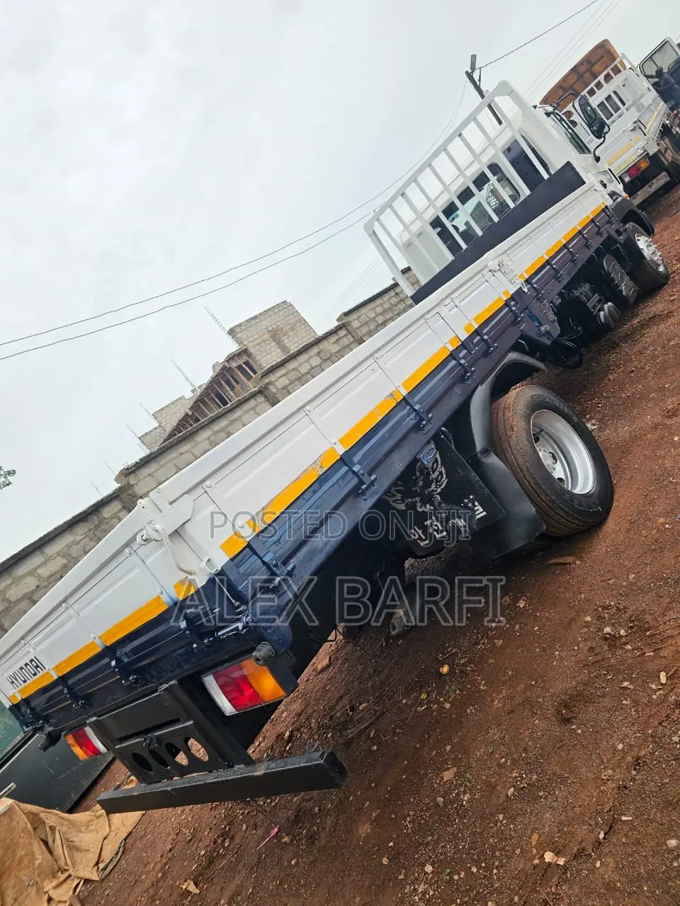 Hyundai Mighty New Mega 4.5 Ton (Gold Trim) Light-Body Flatbed