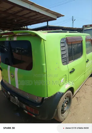 Nissan Cube 2010 Green