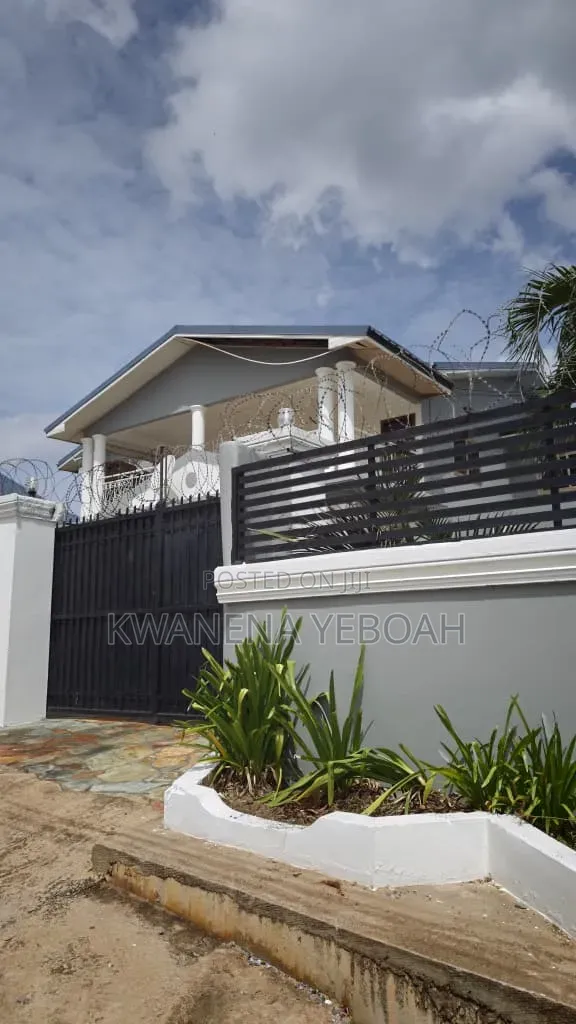 6bdrm House in Pillar 2 for sale