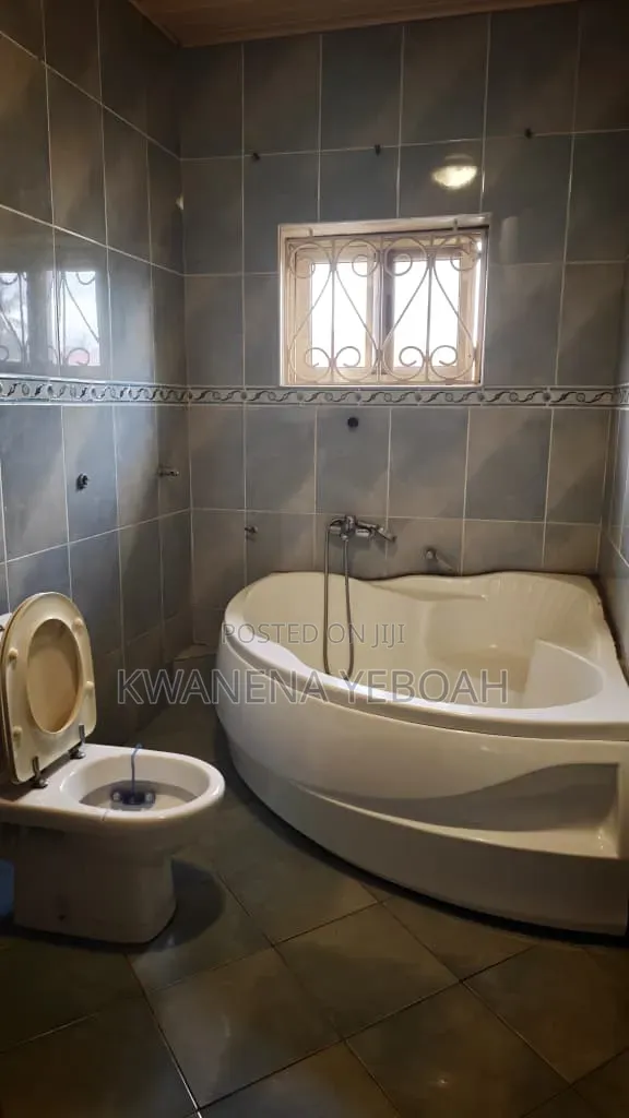 6bdrm House in Pillar 2 for sale