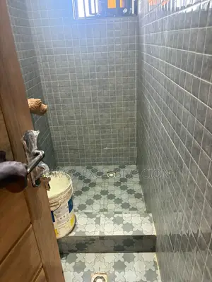 Mini Flat in Fox, Tseaddo for rent