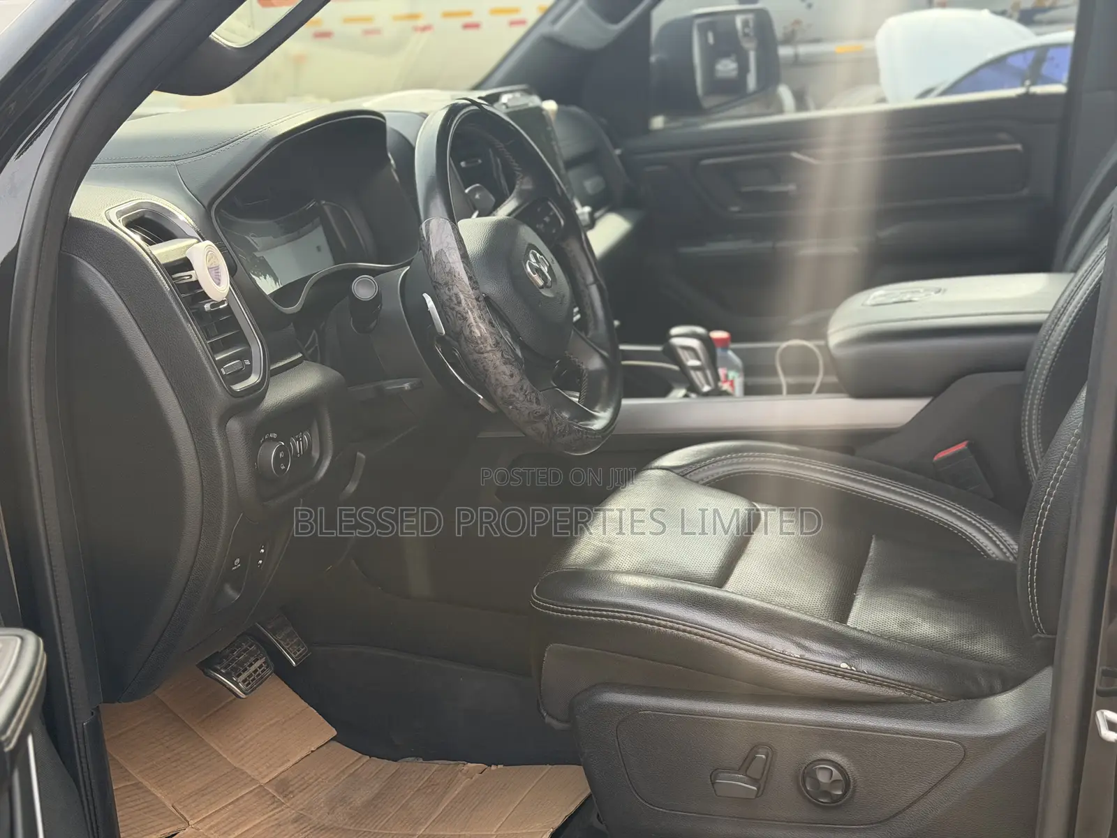 RAM 1500 Rebel Crew Cab 5.6 ft SB 2023 Black