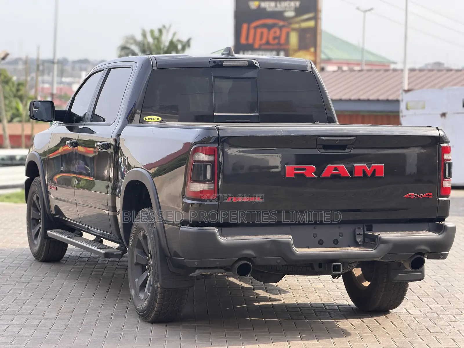 RAM 1500 Rebel Crew Cab 5.6 ft SB 2023 Black