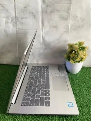 New Laptop Lenovo Ideapad 3 32GB Intel Core i7 HDD+SSD 256GB