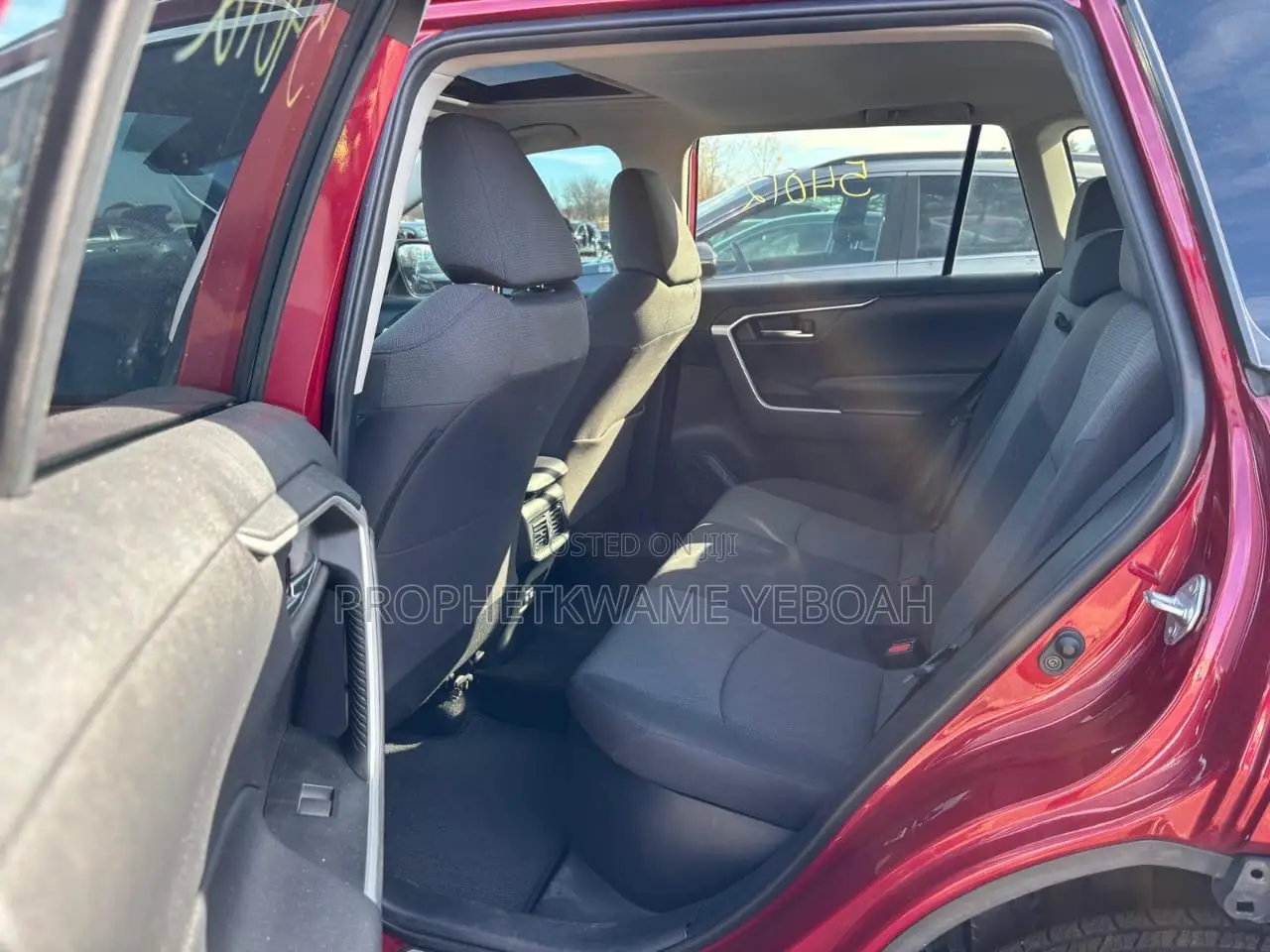Toyota RAV4 XLE AWD 2020 Red