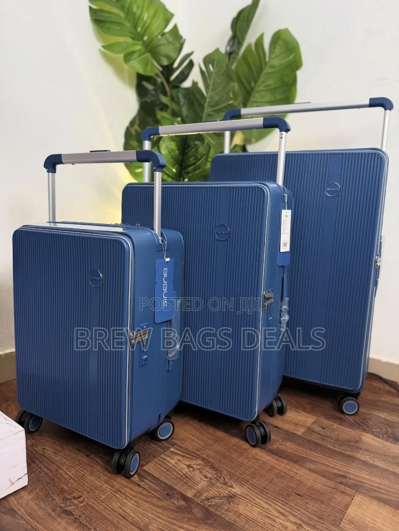 Quality 3set Bubule Wide Handle Front Back Zip Traveling Bag.