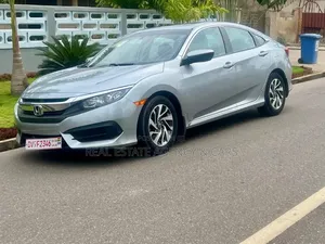 Honda Civic EX-L Sedan 2019 Silver