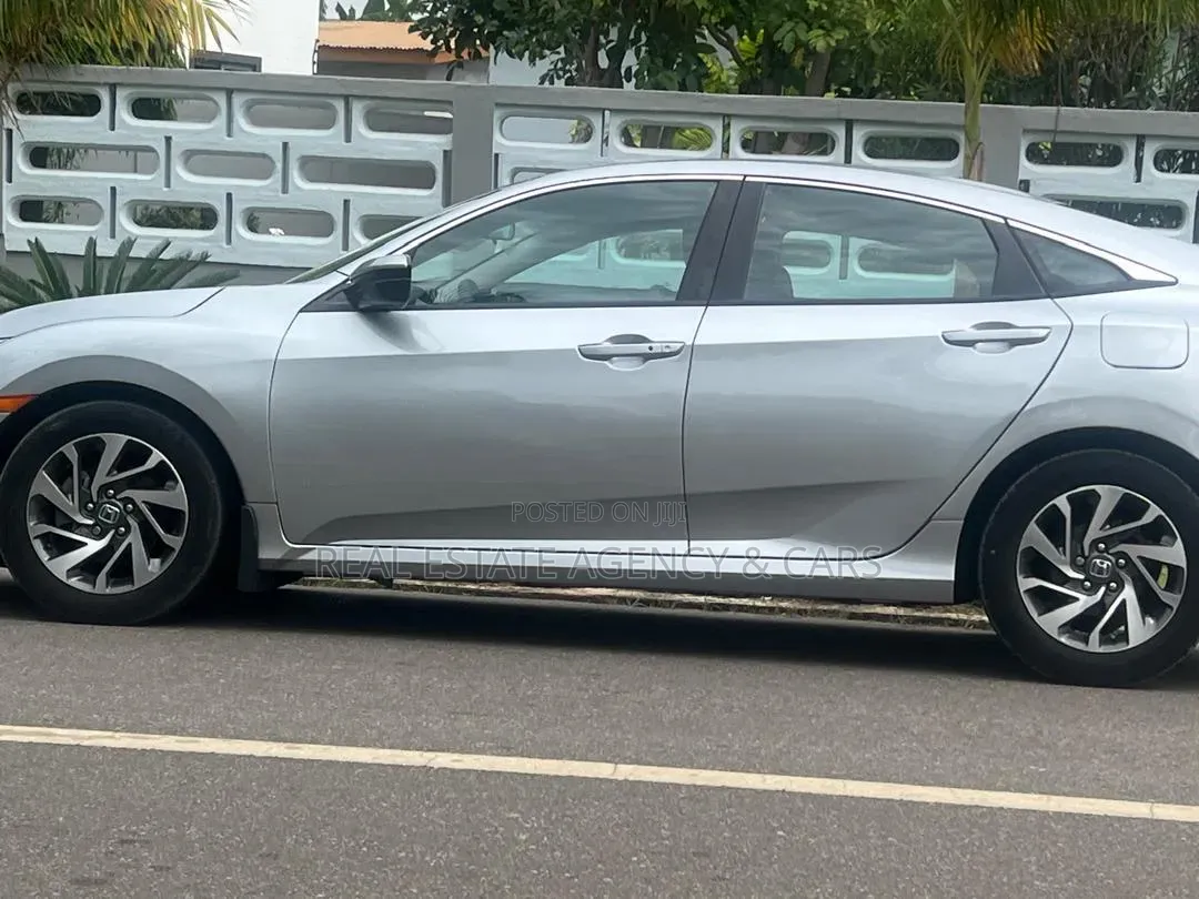 Honda Civic EX-L Sedan 2019 Silver