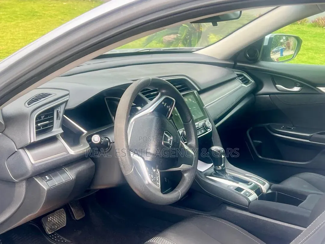 Honda Civic EX-L Sedan 2019 Silver