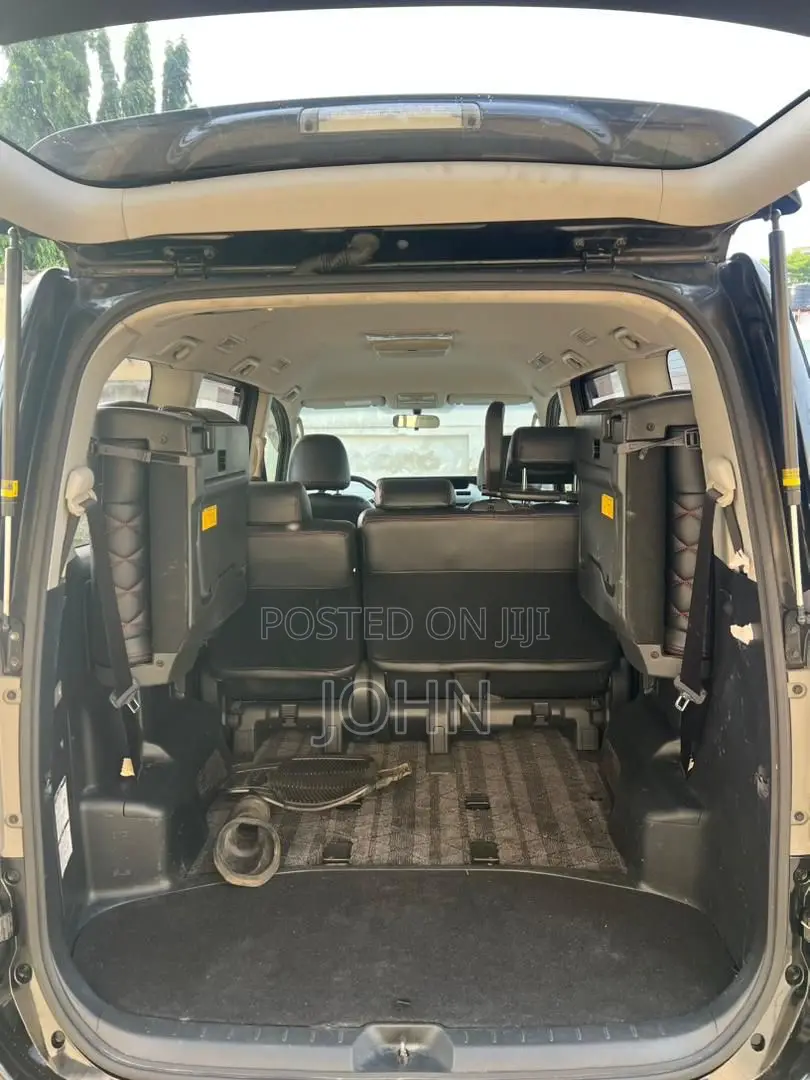 Toyota Voxy 2012 Black