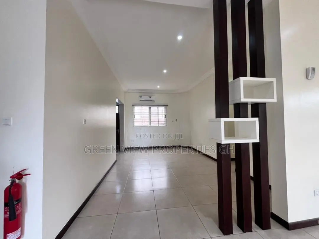 3bdrm Duplex in East Legon for rent
