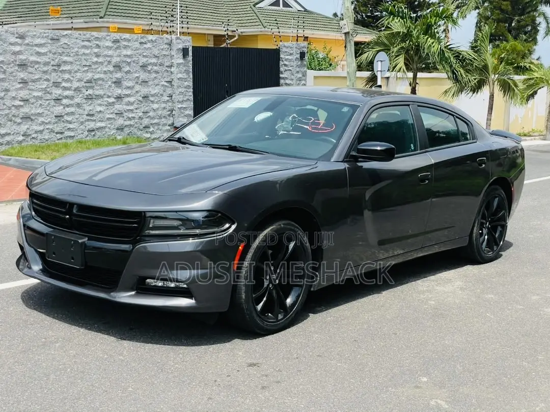 Dodge Charger SRT 392 RWD 2017 Gray