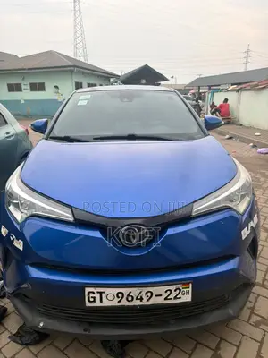 Toyota C-HR 2019 Blue