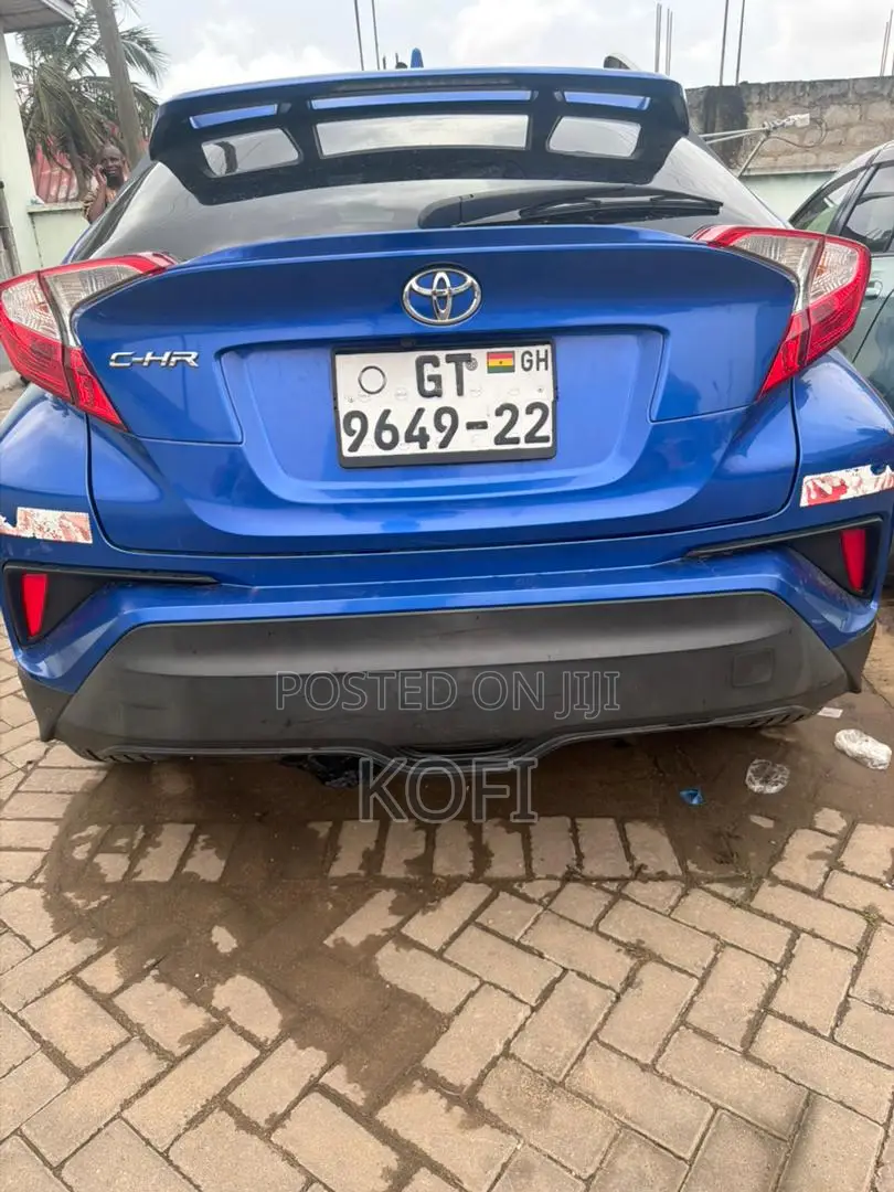 Toyota C-HR 2019 Blue