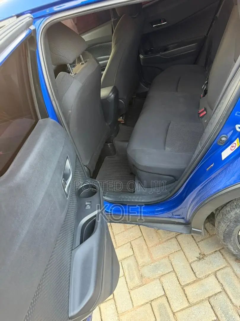 Toyota C-HR 2019 Blue