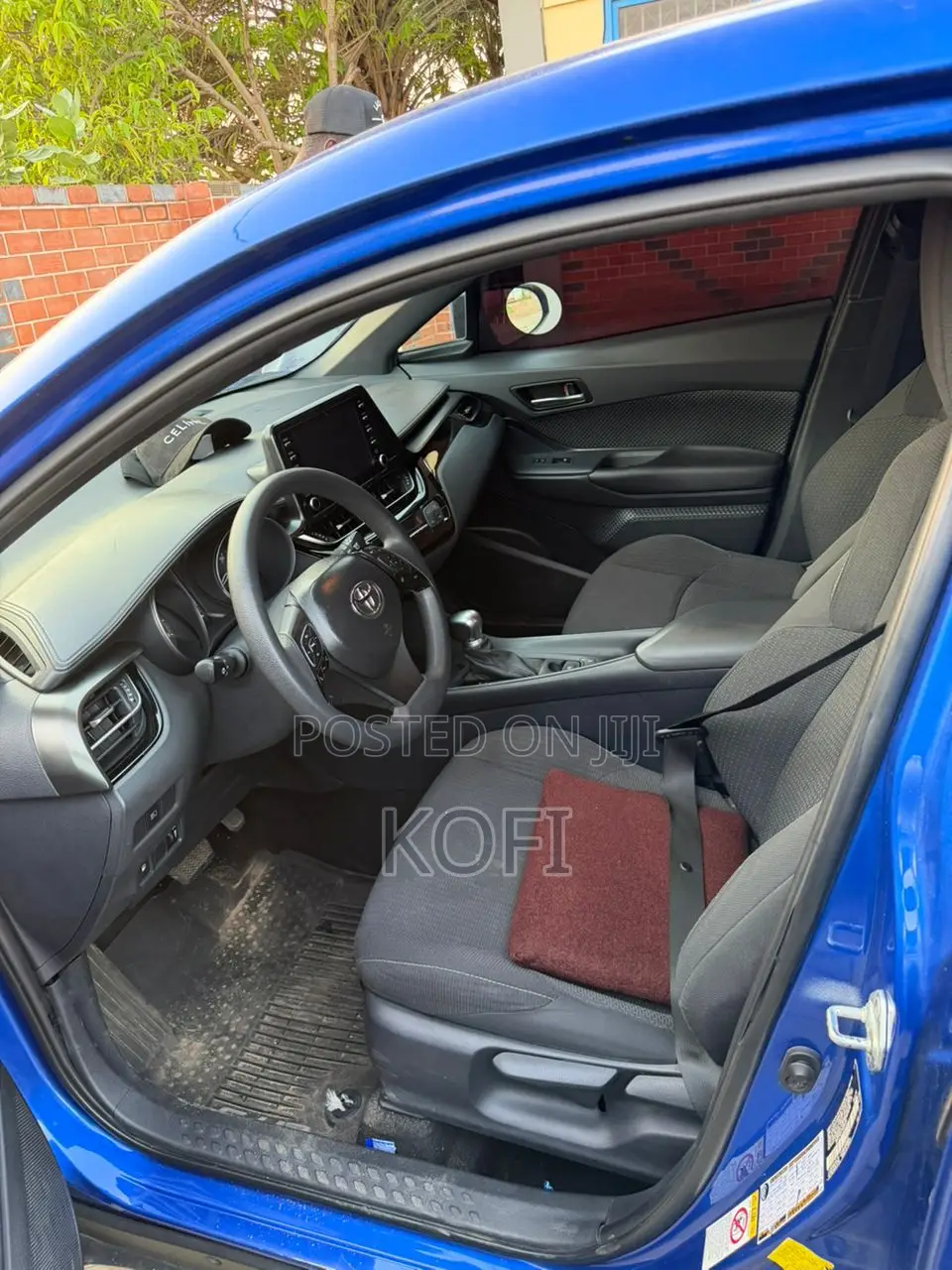 Toyota C-HR 2019 Blue