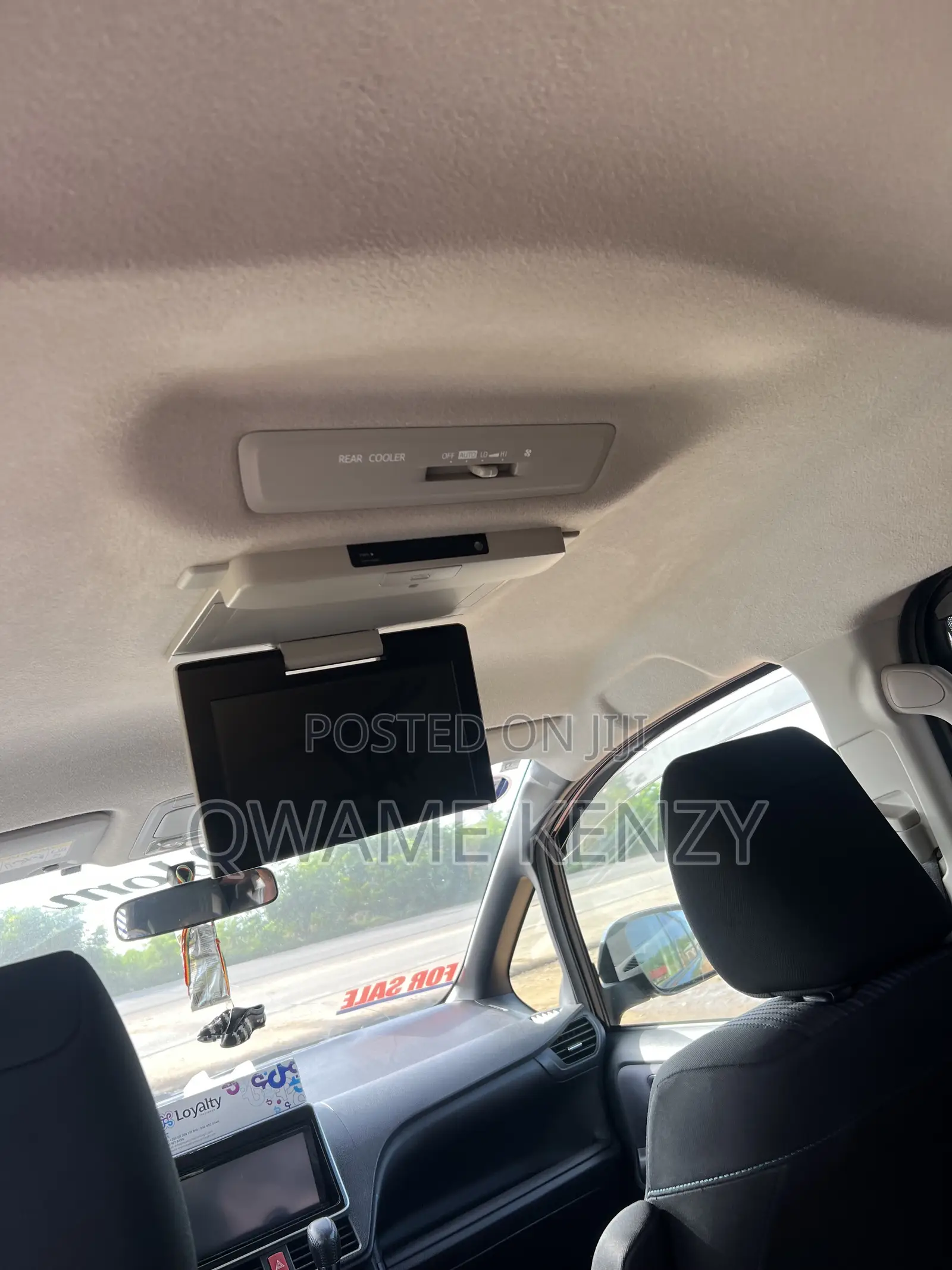 Toyota Voxy 2018 Black