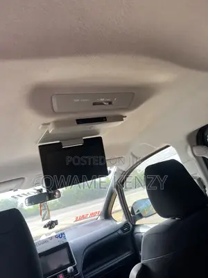 Toyota Voxy 2018 Black