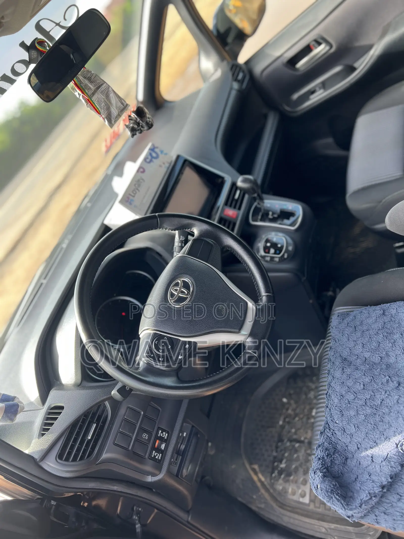 Toyota Voxy 2018 Black