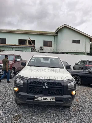 Mitsubishi L200 2025 White