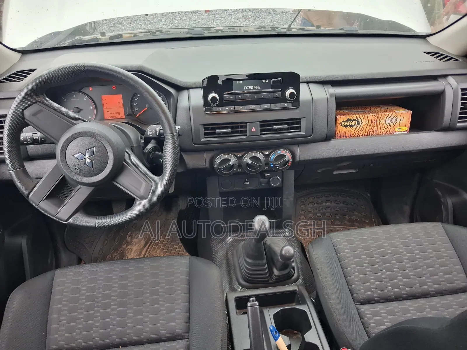 Mitsubishi L200 2025 White