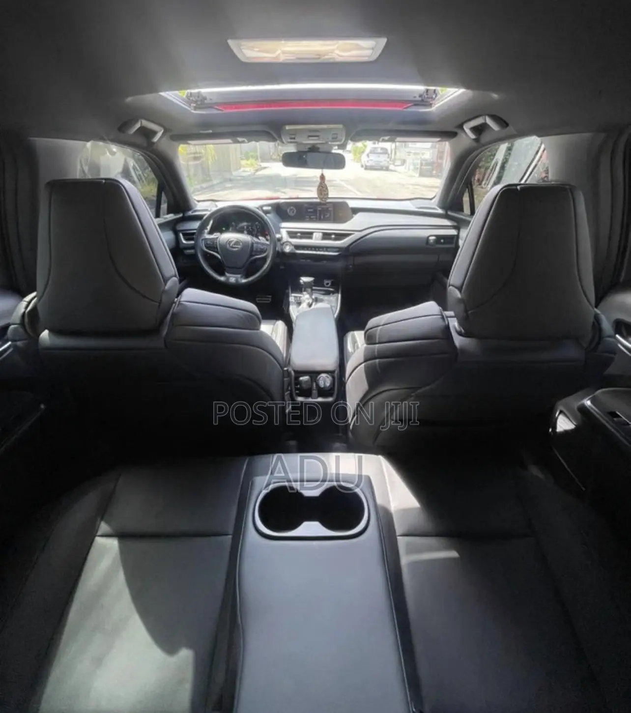 Lexus UX 2022 Red