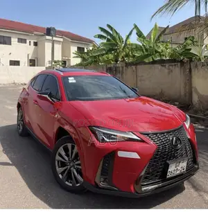 Lexus UX 2022 Red