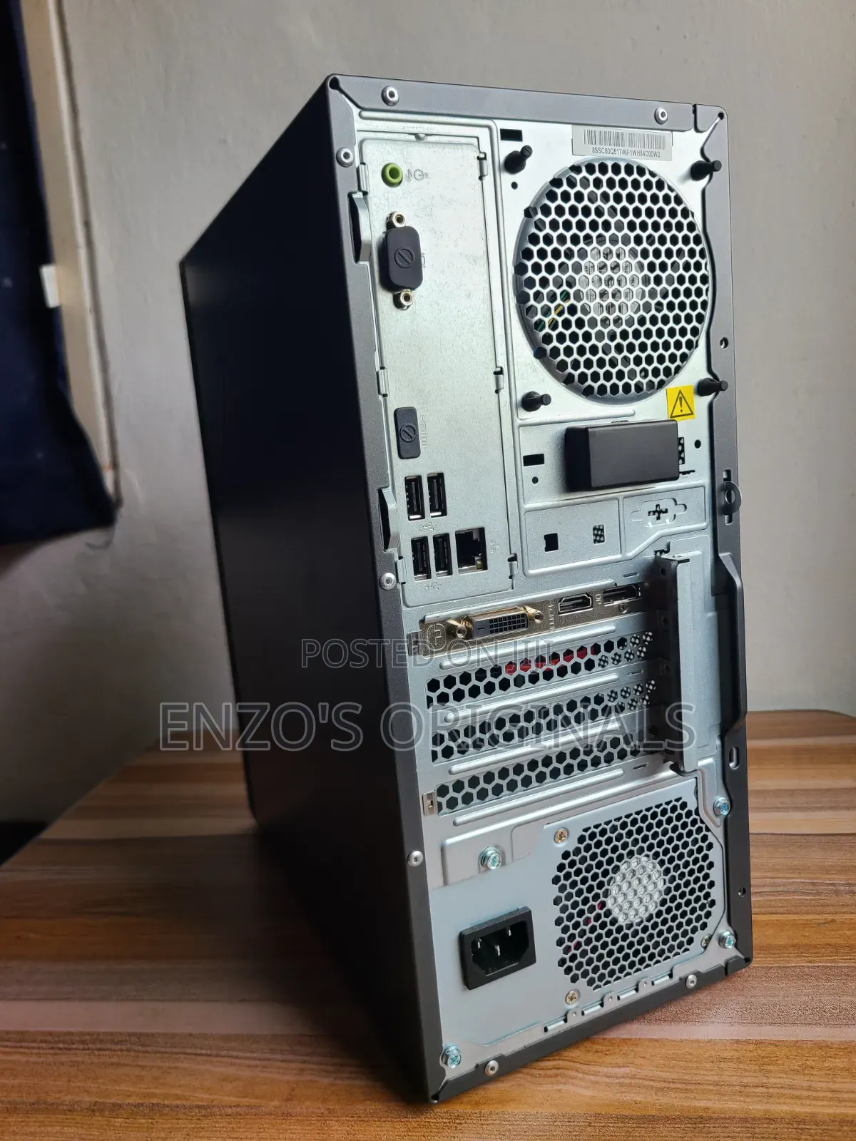 Desktop Computer Lenovo ideacentre 720 16GB Intel Core i7 SSD 512GB