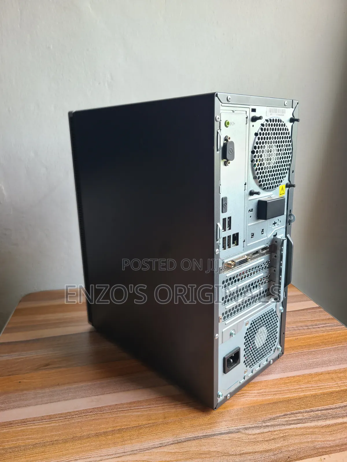 Desktop Computer Lenovo ideacentre 720 16GB Intel Core i7 SSD 512GB