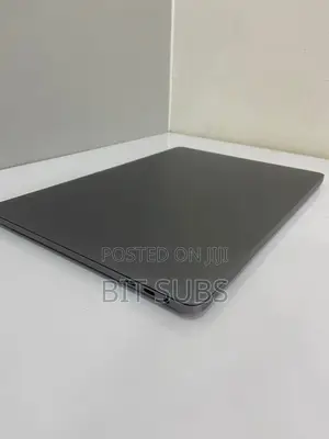 Laptop Apple MacBook Pro 2018 8GB Intel Core i5 SSD 256GB
