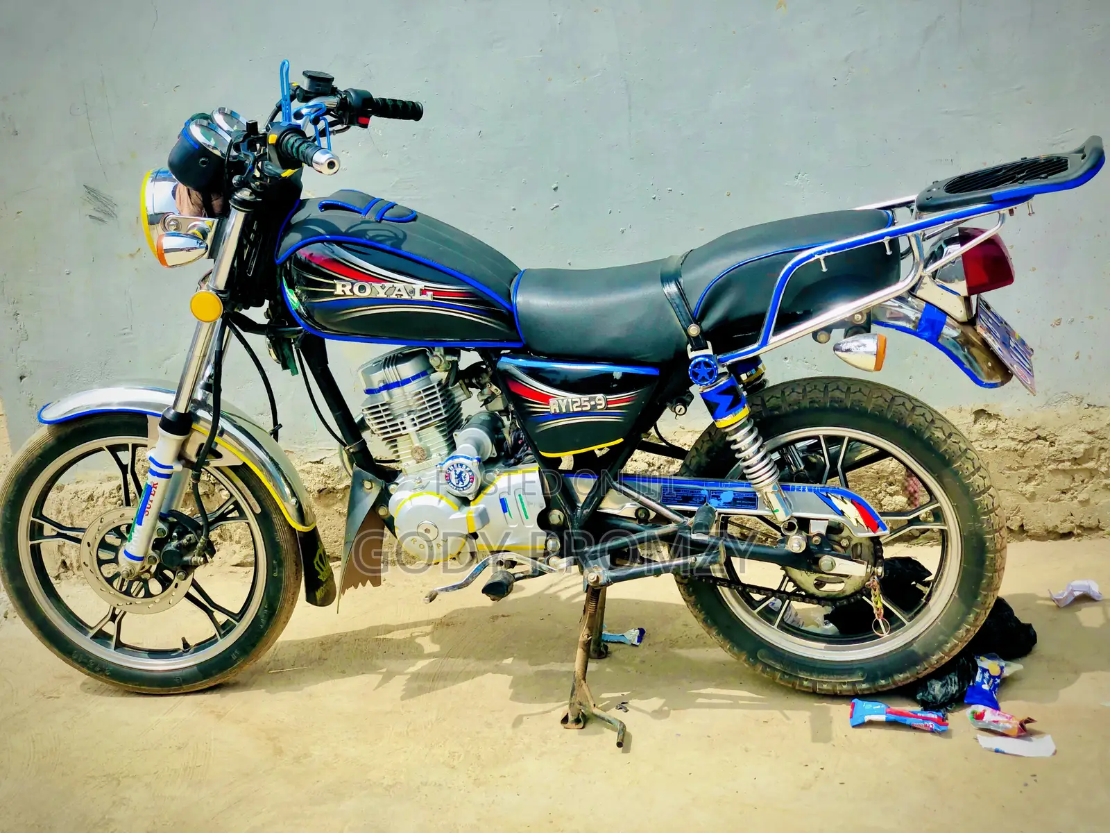 Royal Motorcycle 2018 Black
