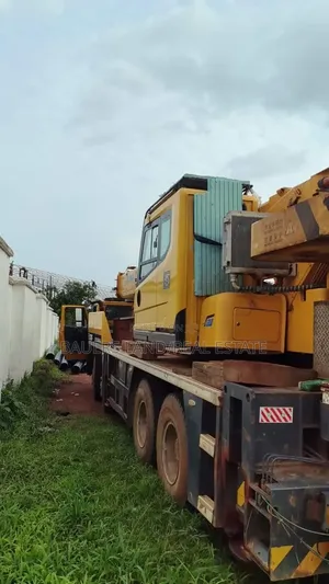 XCMG Mobile Truck Crane.
