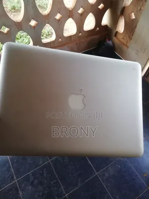 Laptop Apple MacBook 2012 4GB Intel SSHD+SSD 256GB
