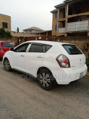 Pontiac Vibe 2010 White