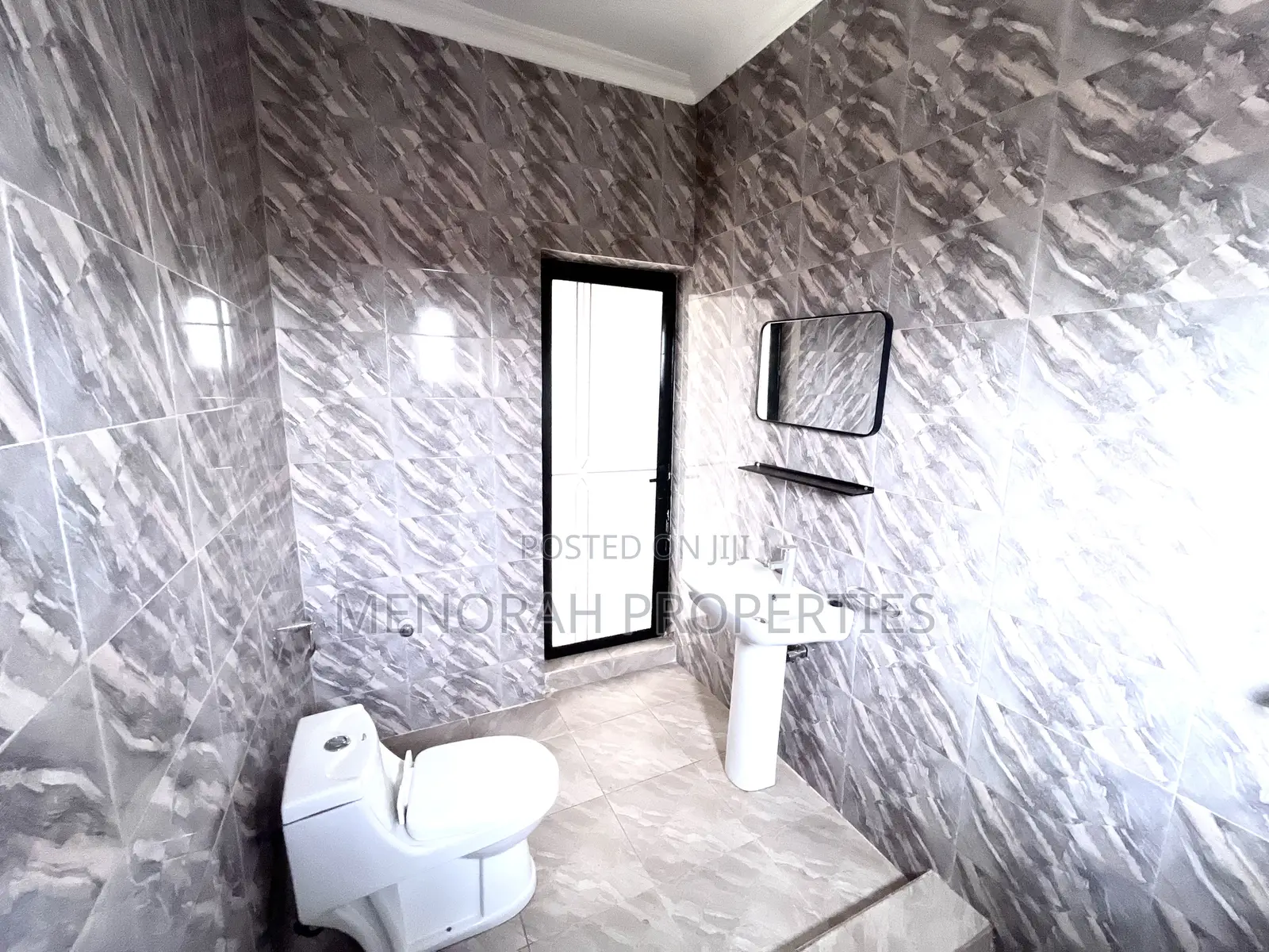 2bdrm Apartment in Oyarifa, Ghana Flag for rent