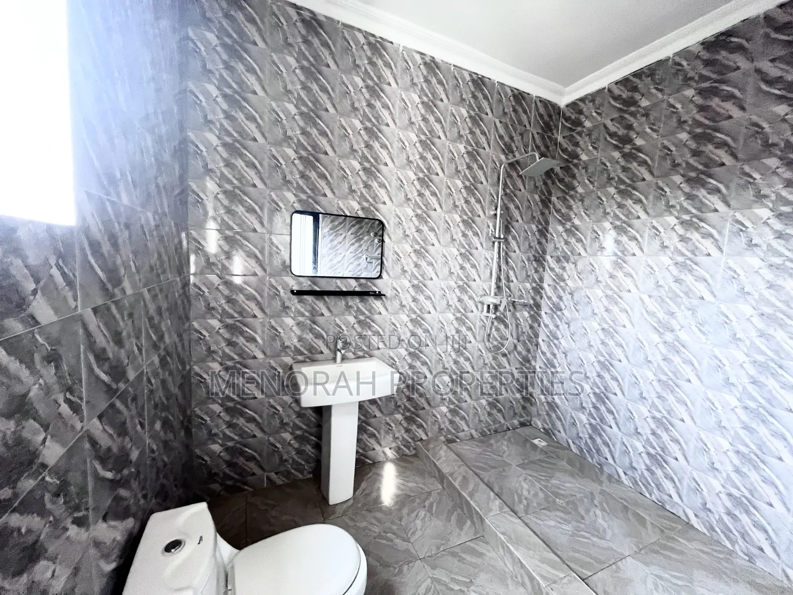 2bdrm Apartment in Oyarifa, Ghana Flag for rent
