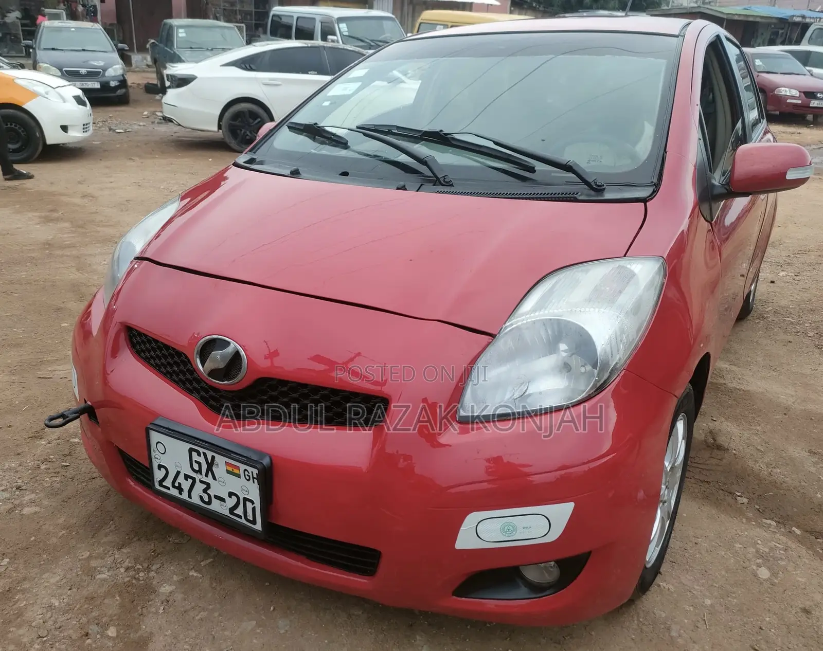 Toyota Vitz 2010 Red