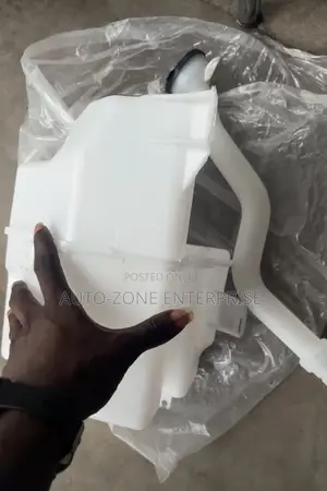 Toyota Rav4 Wiper Wash Reservoir Tank/Bottle