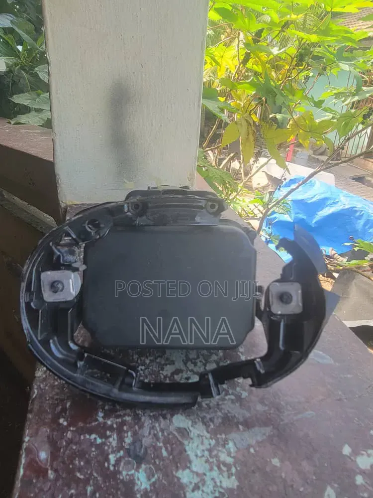2017 - 2019 Toyota Oem Cruise Control Distance Sensor