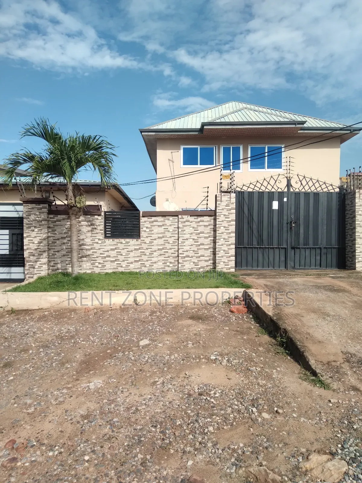 2bdrm Apartment in Ofankor for rent