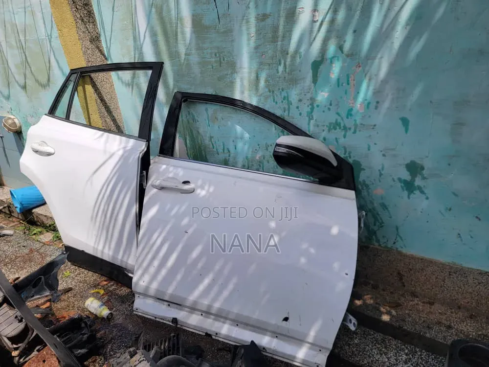 Toyota Rav 4 Front and Back Door