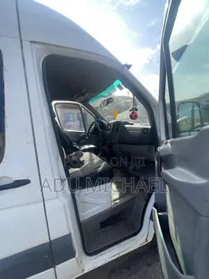Mercedes-Benz Sprinter 2005 White