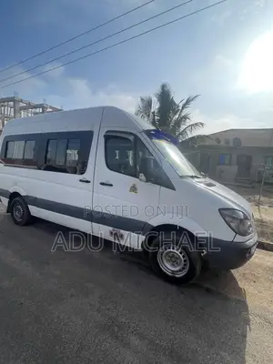 Mercedes-Benz Sprinter 2005 White