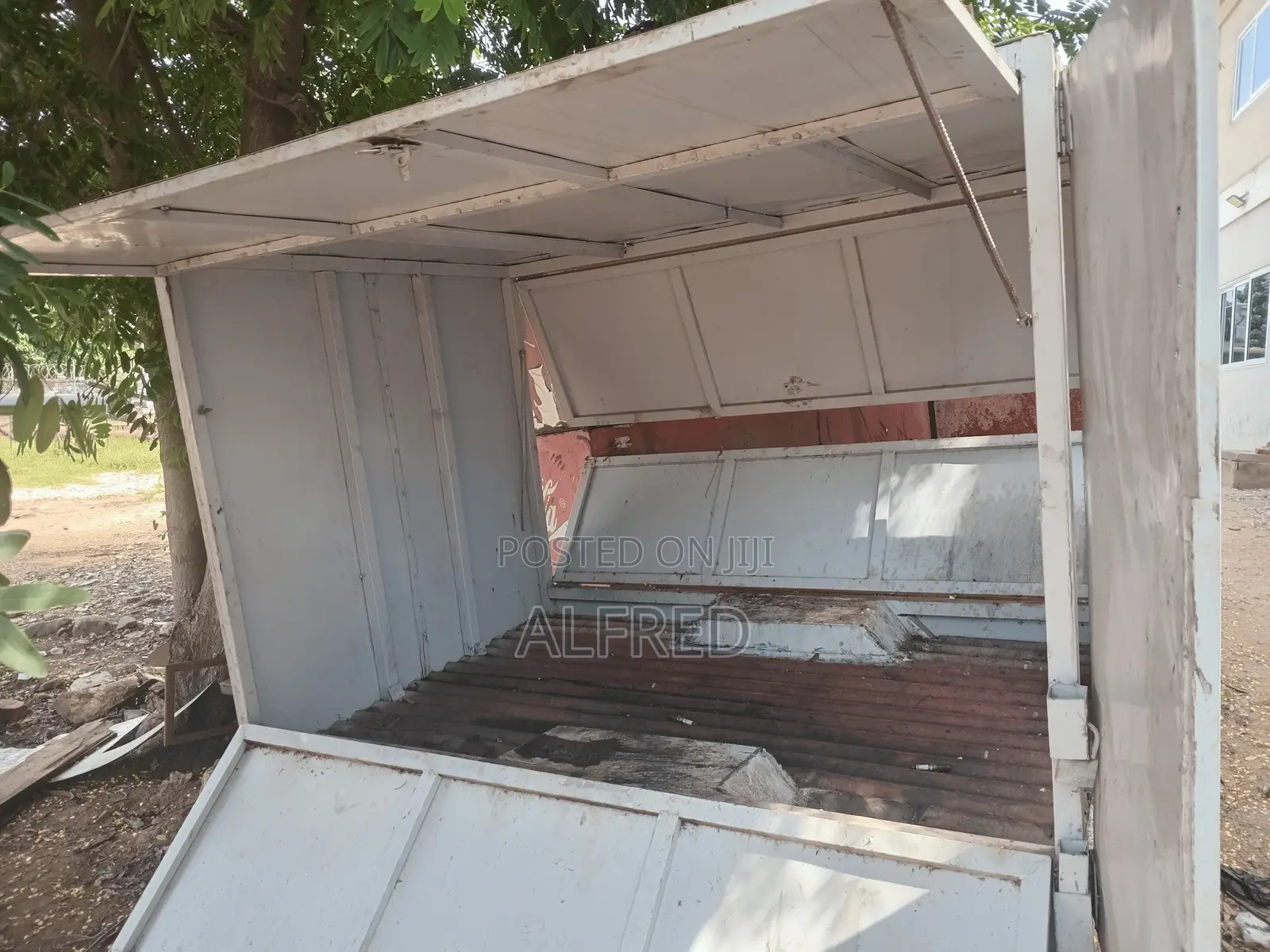 Multipurpose Caravan