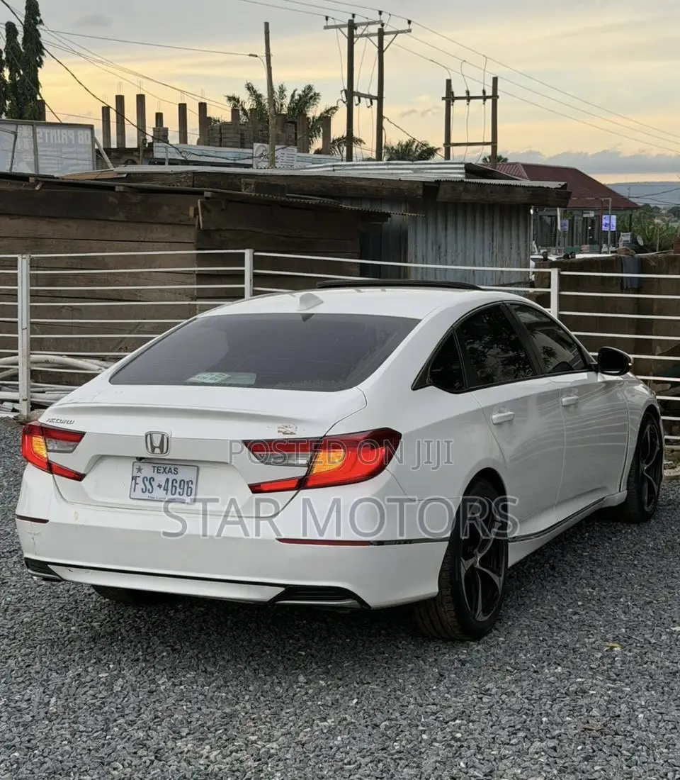 Honda Accord 2018 White