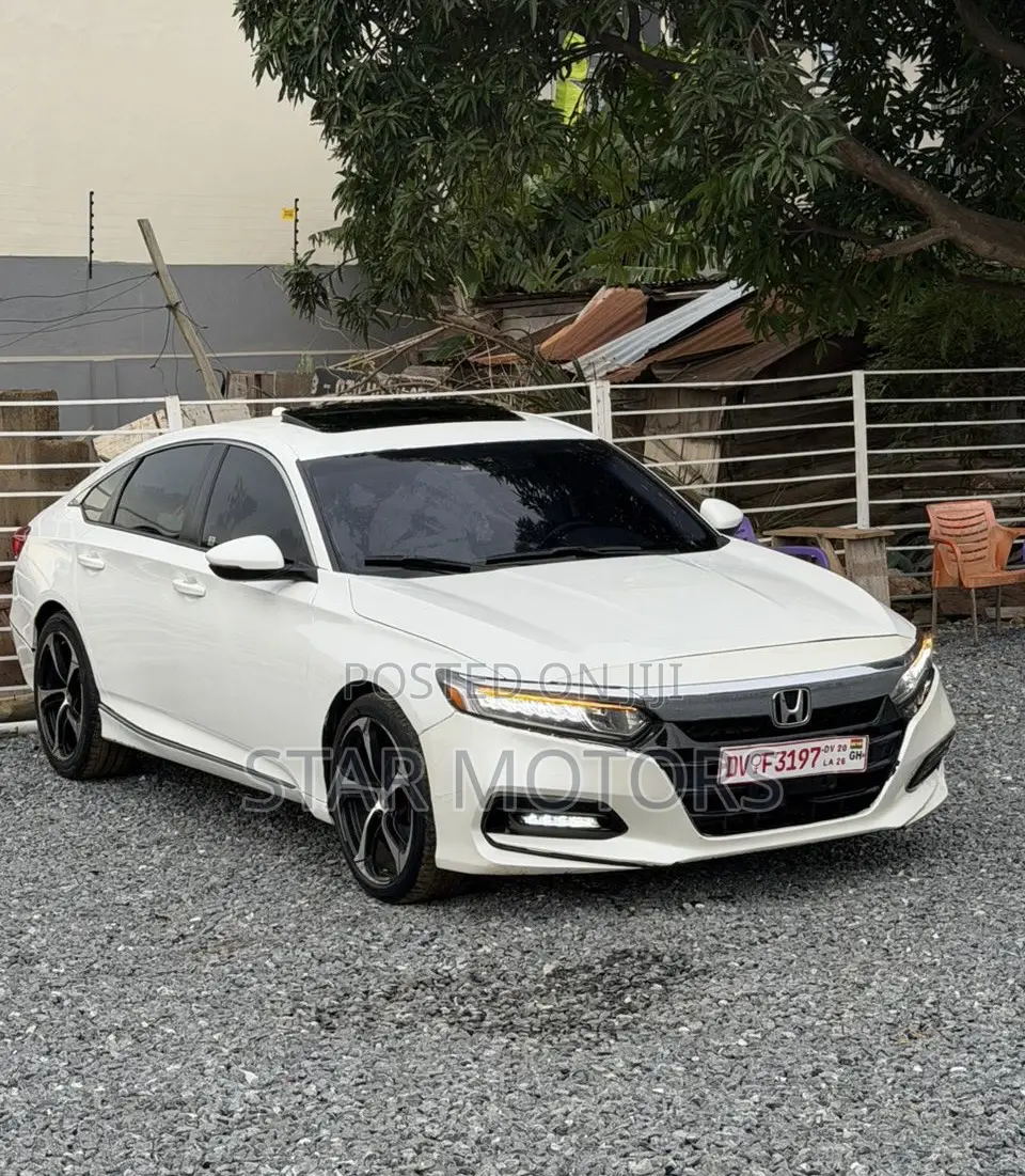 Honda Accord 2018 White