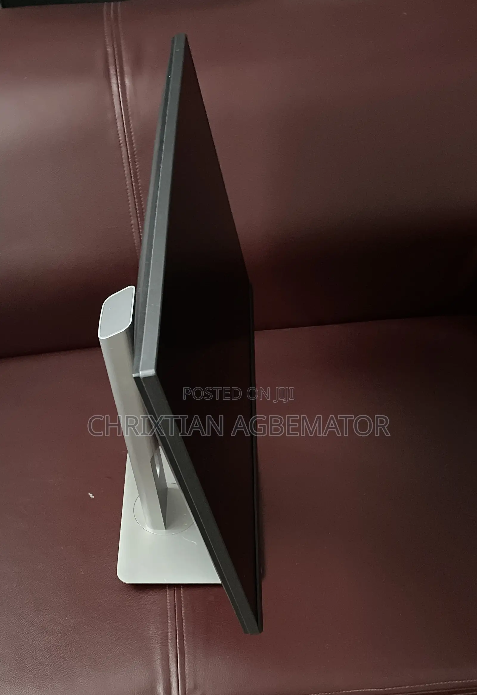 Edgeless Dell Monitor